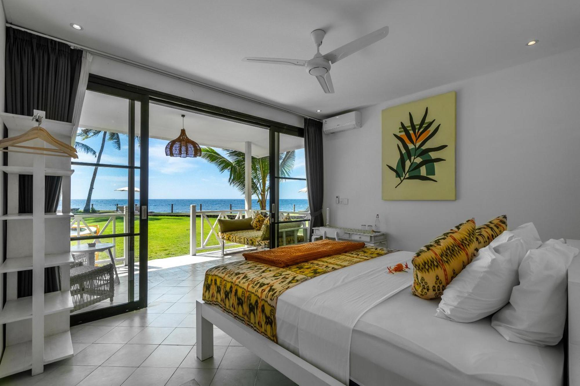 Senang Resort Tianyar Exterior photo