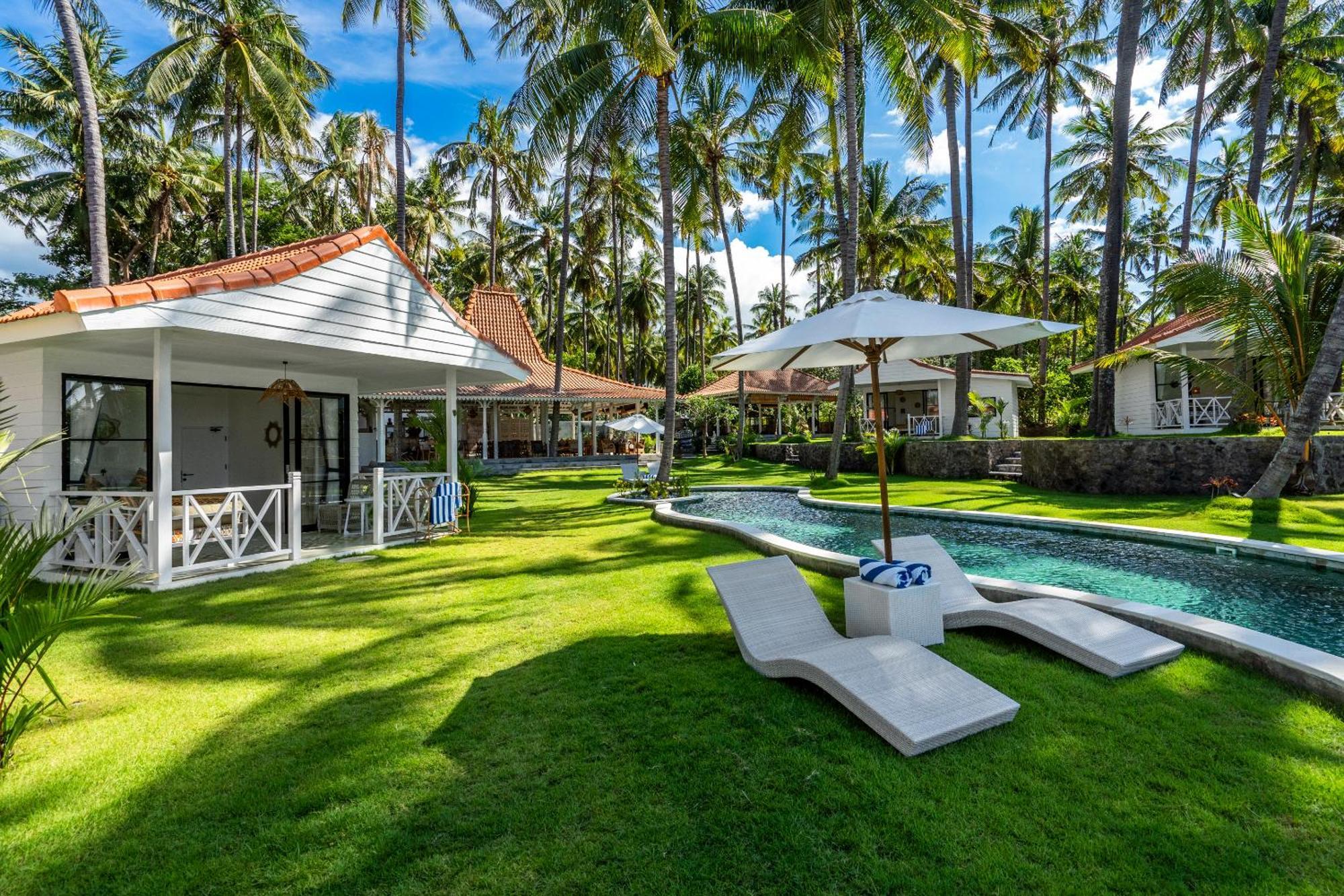 Senang Resort Tianyar Exterior photo